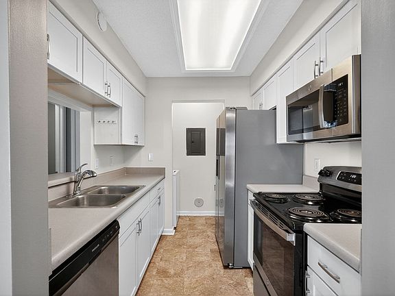 3rd image of 3830 New River Reach APT B