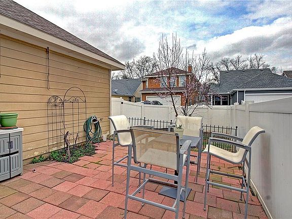 4th image of 9913 Concord Dr