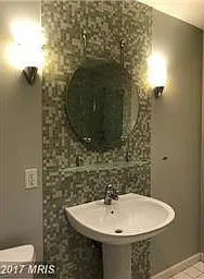 1003 E Lake Ave — Photo 23