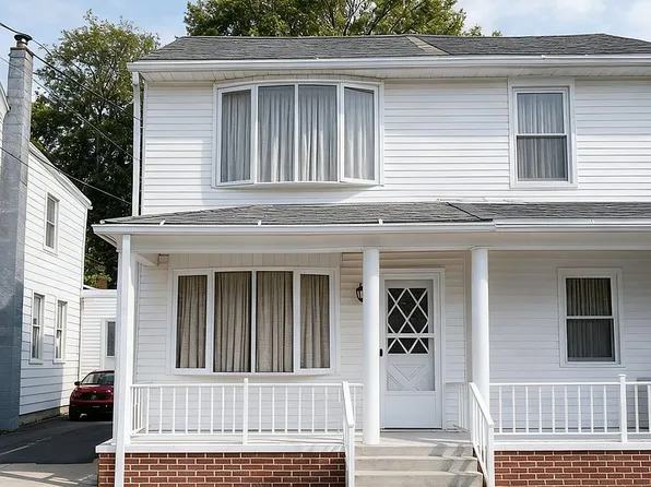 29 N Price St, Saint Clair, PA 17970
