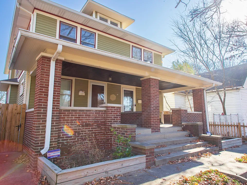 807 N Tacoma Ave