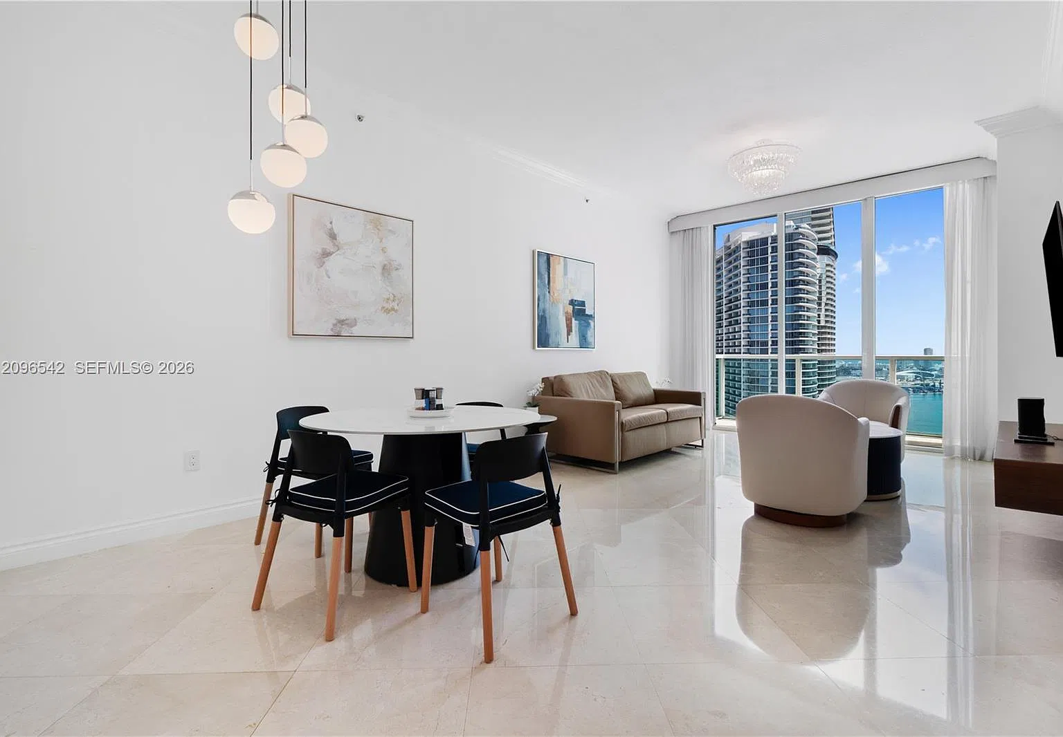 Brickell On The River Nort — Photo 1