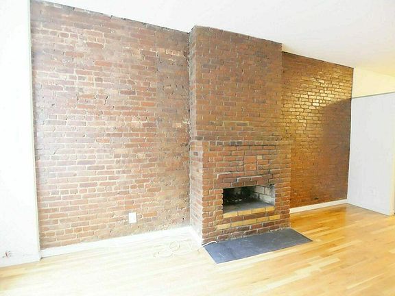 2nd image of 425 E 77th St APT 1B