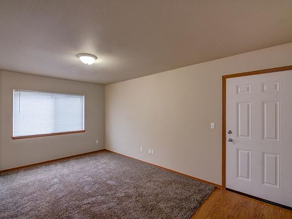 3rd image of 7637 Pacific Ave #E62