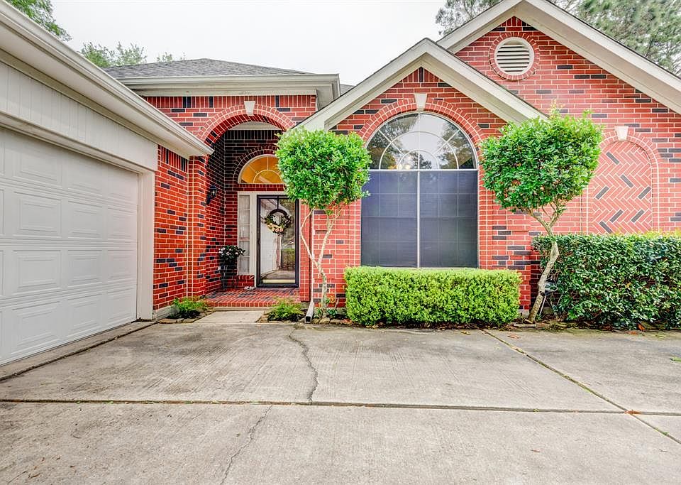 1st image of 30518 Glenboro Dr