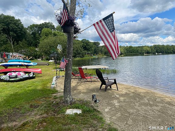 3rd image of 60 Ashford Lake Drive