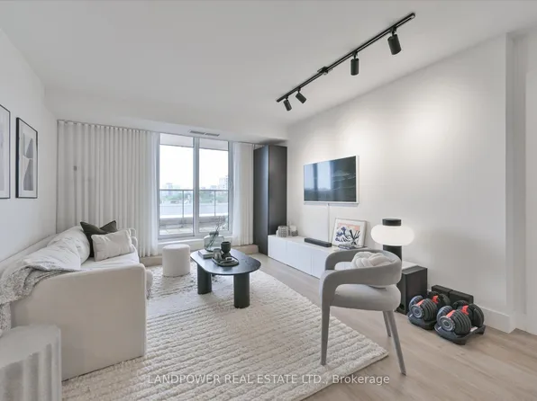 18 Kenaston Gdns #503, Toronto, ON M2K 3C7