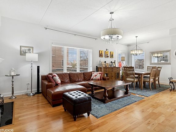 4th image of 799 Graceland Ave #203A