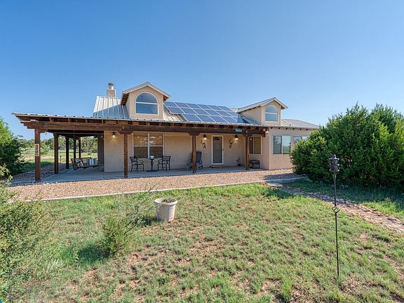 2nd image of 485 Katrina Rd