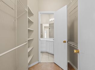 12151 Penderview Ln APT 2026, Fairfax, VA 22033