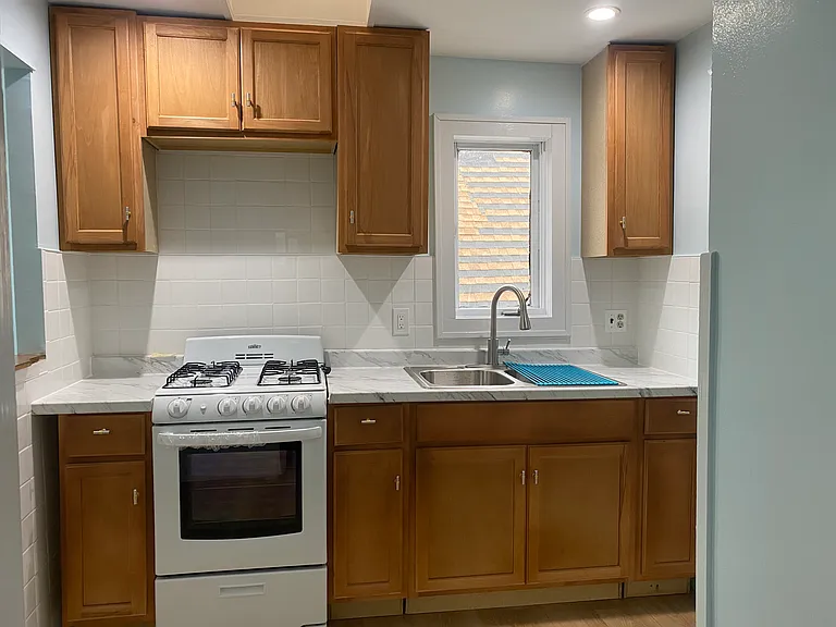451 Minnesota Ave #2 — Photo 7