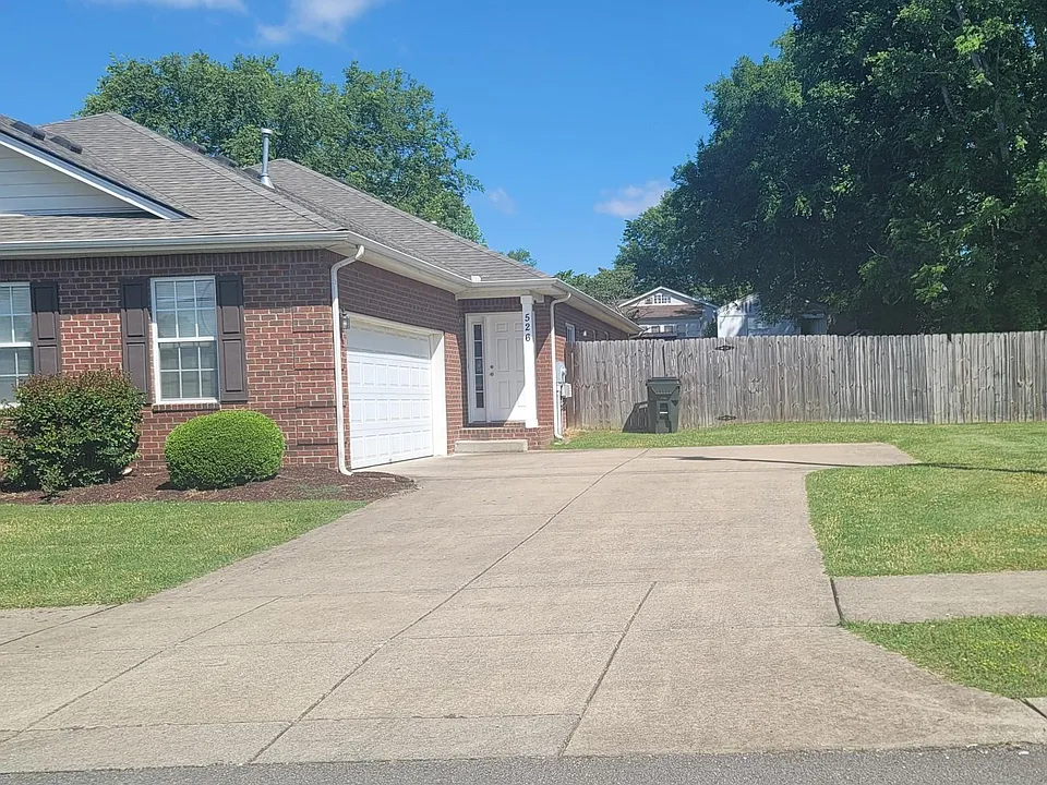 526 Rose Cottage Cir