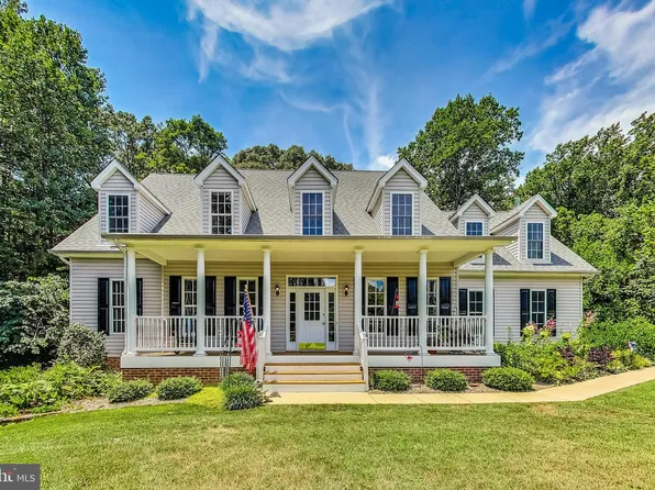 6285 Nicole Dr, Saint Leonard, MD 20685