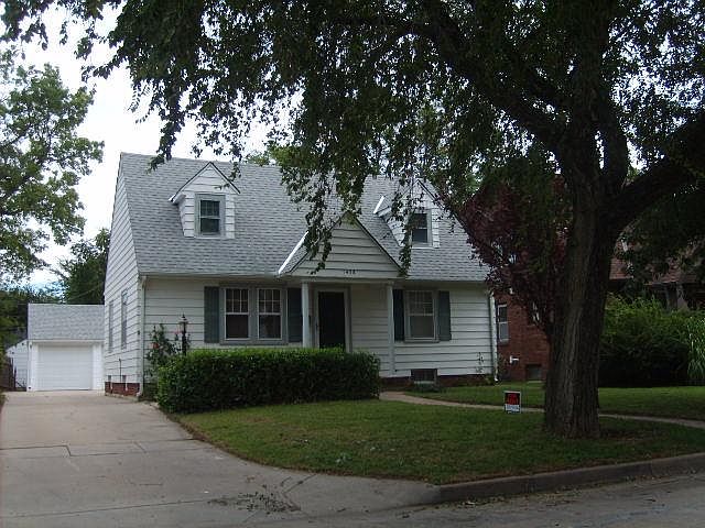 lovely curb appeal front of home