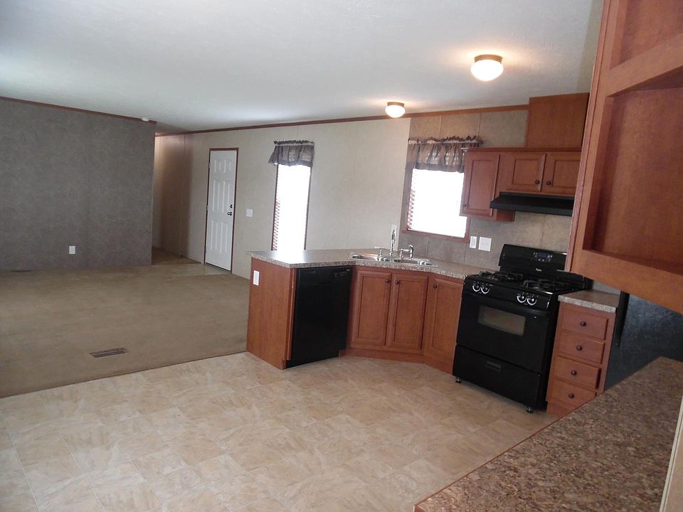 2nd image of 41021 Old Michigan Ave #A145
