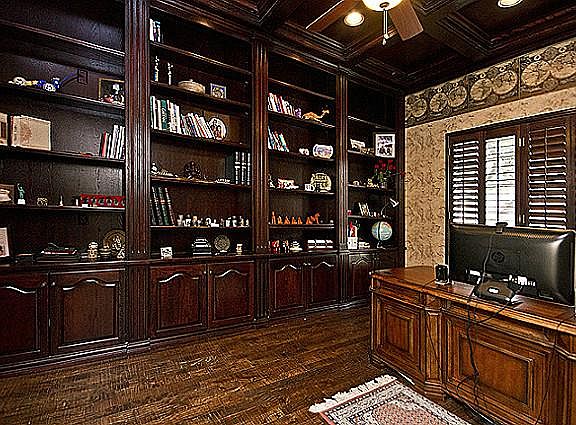 5th image of 5900 Willowross Way