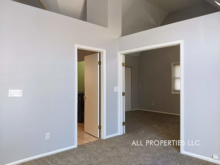 123 E Bayaud Ave — Photo 32