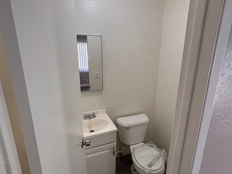 1240-1280 N San Gabriel Ave #1240-06
