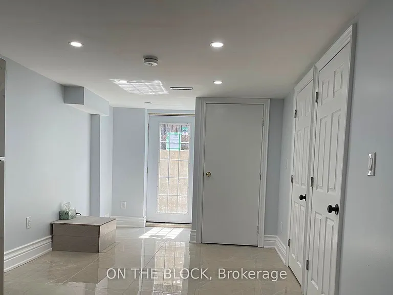 78 Tedford Dr — Photo 14