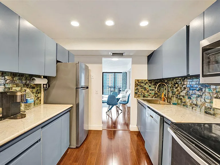2201 S Ocean Dr #608 — Photo 49