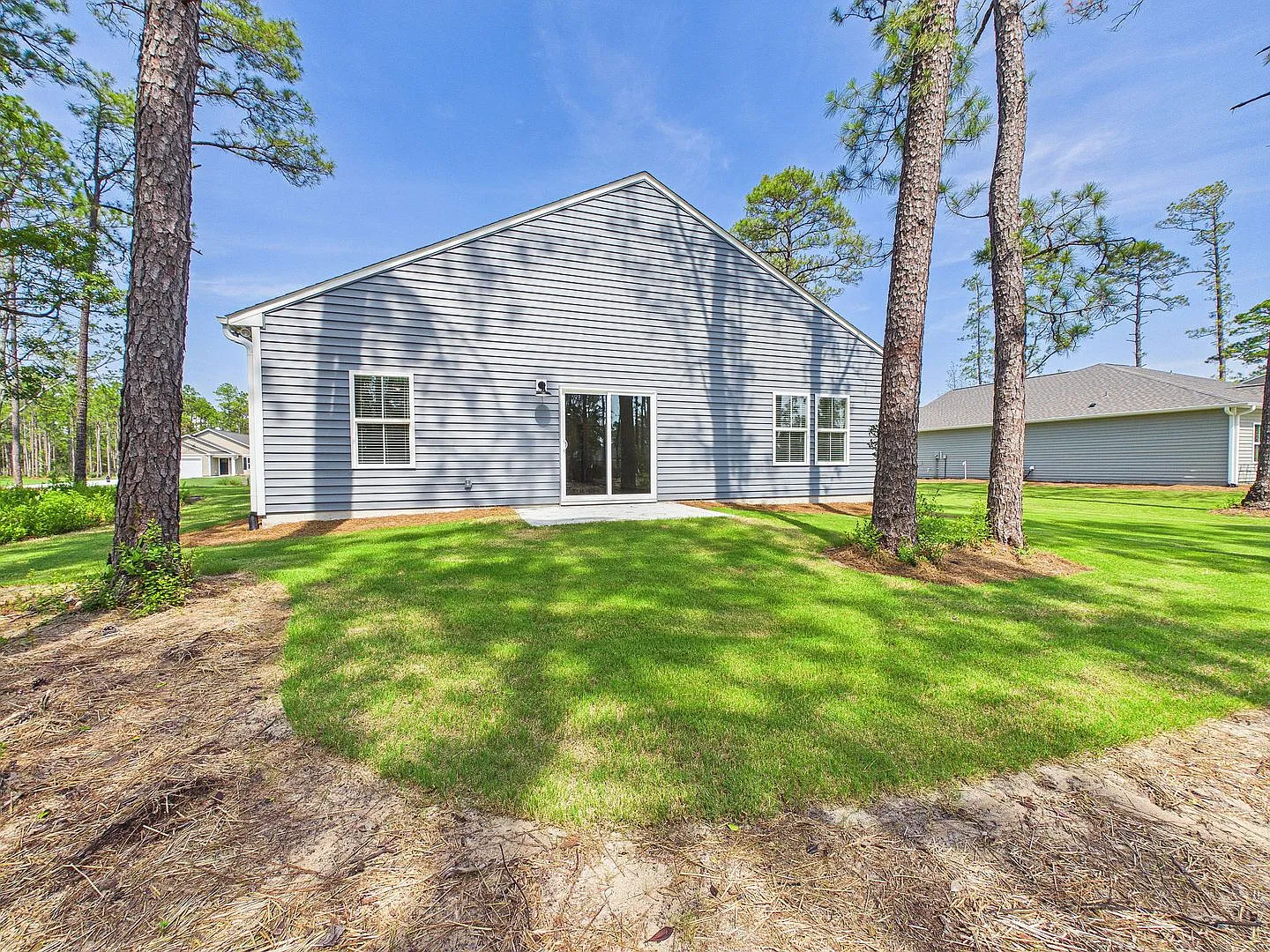Brand New 3 Bedroom, 2 Bathroom Home in Boiling Springs Lakes — Photo 2