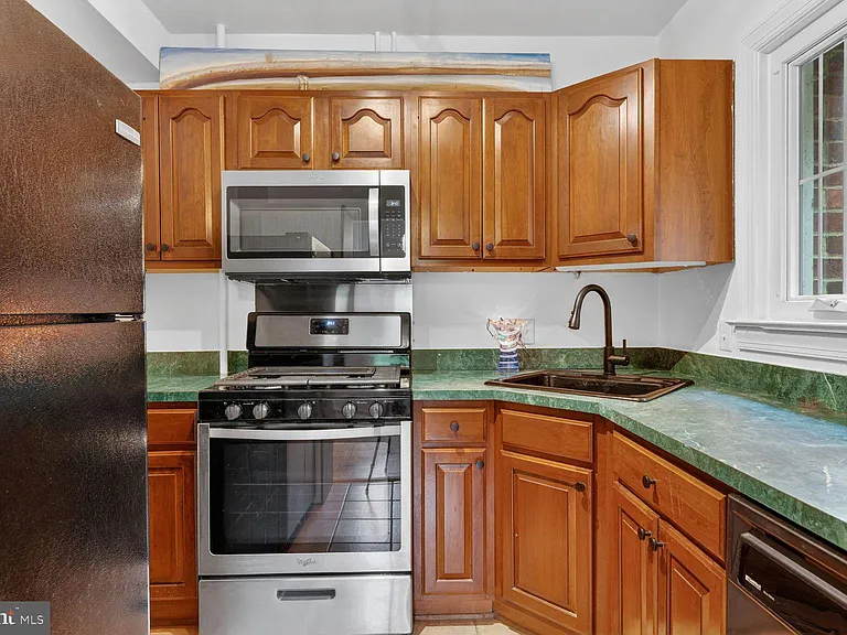 1536 Mount Eagle Pl #959 — Photo 8