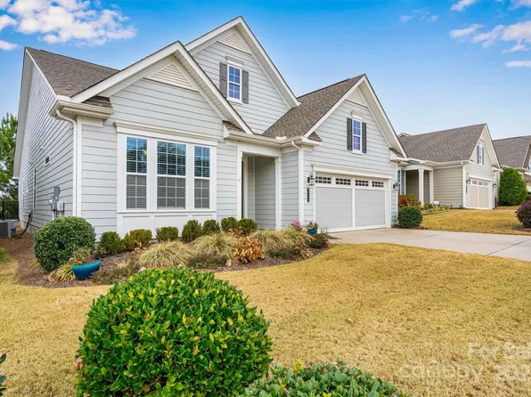 8210 Festival Way, Charlotte, NC 28215