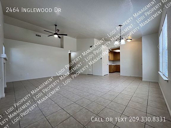 3rd image of 2464 Inglewood Dr