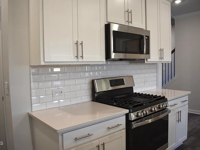 5046 Arkose Dr — Photo 7