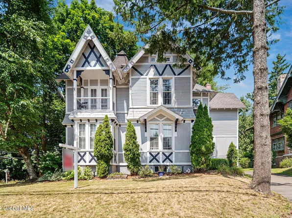 141 Pawling Avenue, Troy, NY 12180