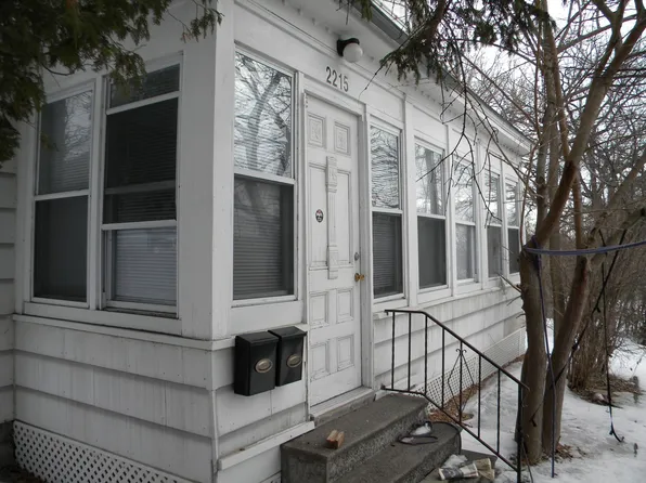 2215 Como Ave, Saint Paul, MN 55108