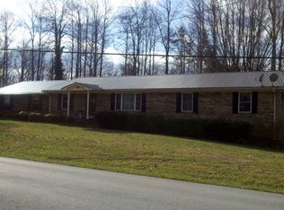 356 Woodcliff Rd, Monterey, TN 38574