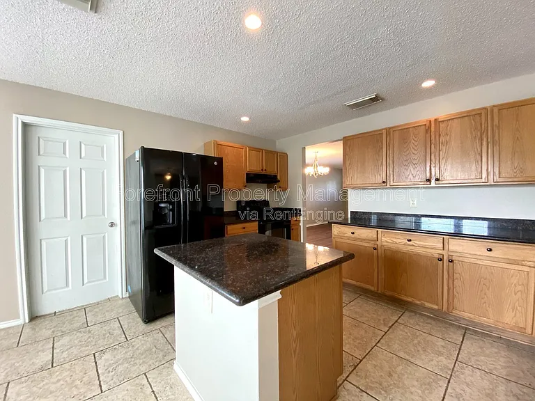2510 Village Pkwy — Photo 26