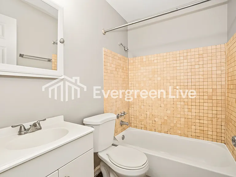 3685 Shoreline Dr — Photo 13