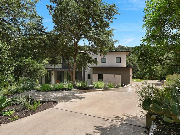 2nd image of 500 Laurel Valley Rd