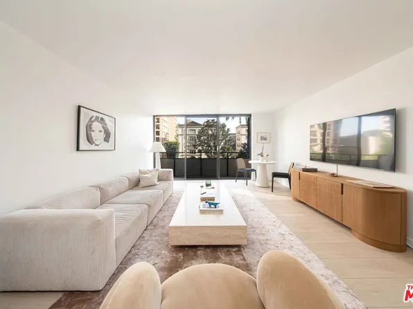 10535 Wilshire Blvd APT 401, Los Angeles, CA 90024