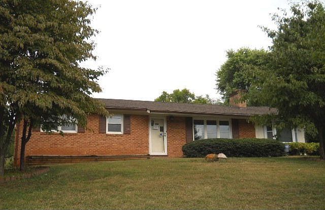 2nd image of 99 Dogwood Dr
