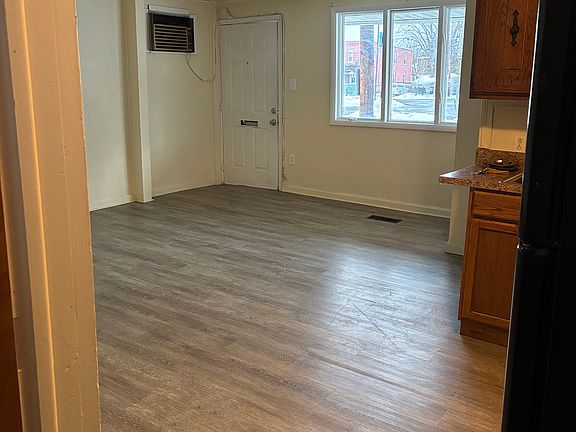 2nd image of 148 Barney St #1A