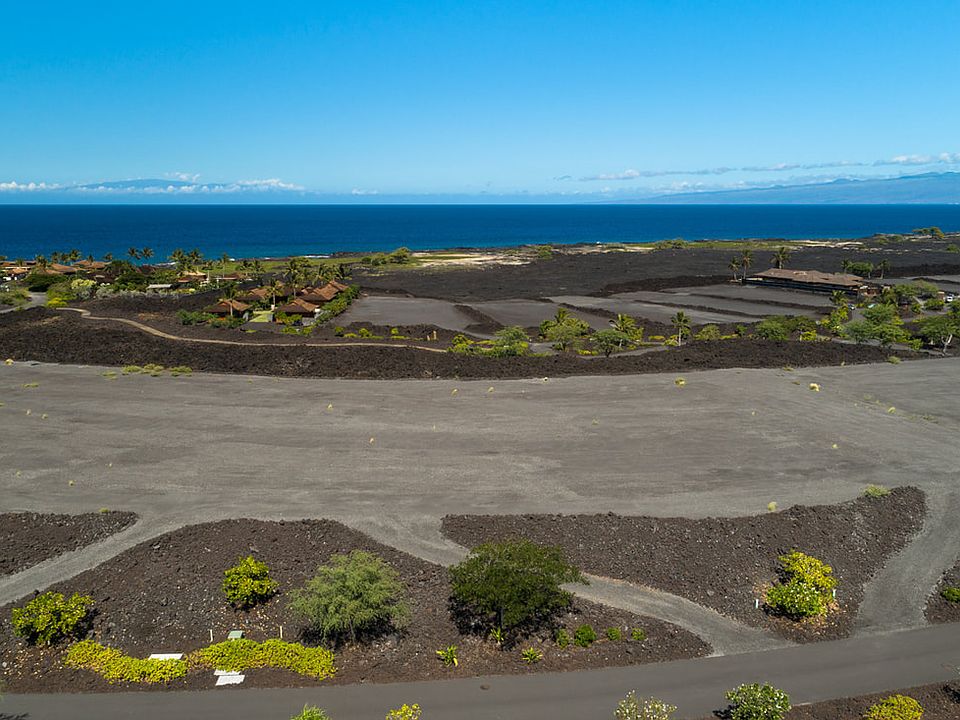 2nd image of 72-1107 Kekahawaiole Dr Unit 12