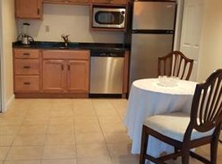 64 Apple Tree Ln, Wallingford, CT 06492