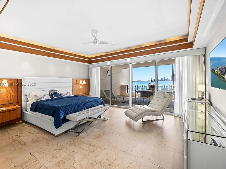 5245 Fisher Island Dr #5245 — Photo 20
