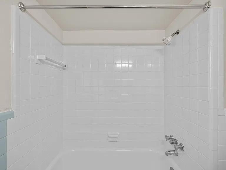 8310 Hall Rd — Photo 11