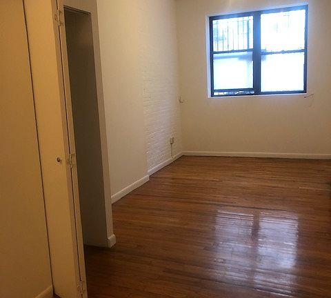 4th image of 157 1/2 Stanton St #D
