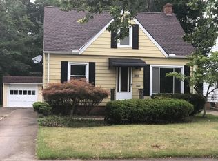 4591 Telhurst Rd, South Euclid, OH 44121