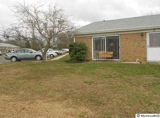 92 Pompton Plains Dr, Brick, NJ 08724