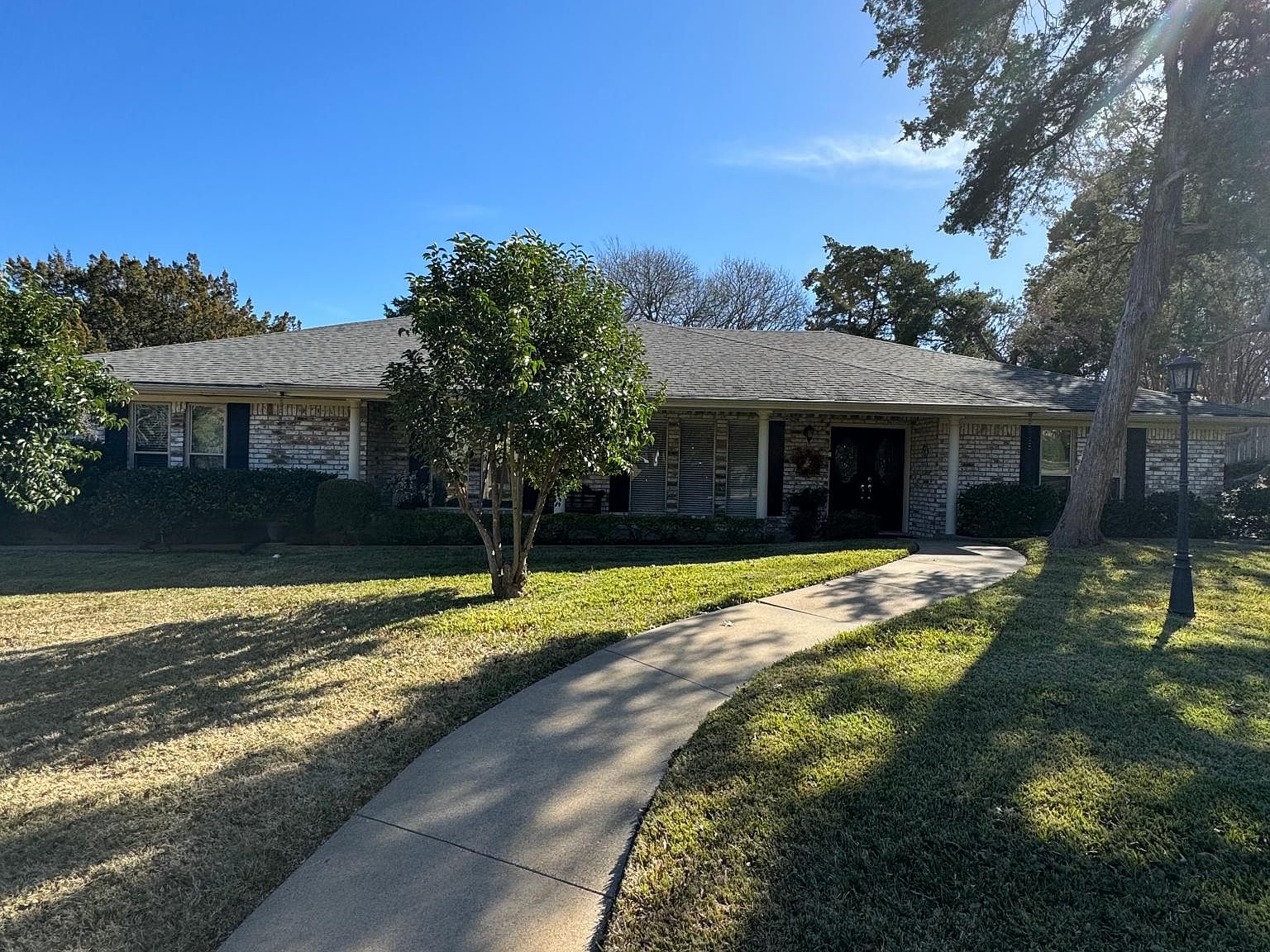 705 Forest Oaks Dr, Woodway, TX 76712 | Zillow