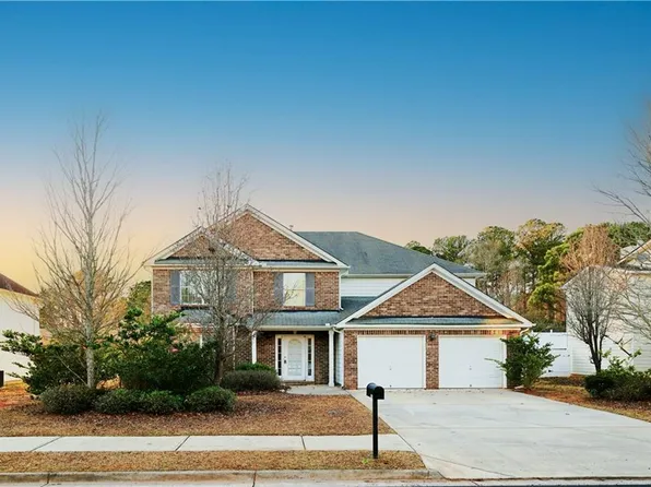 301 Othello Dr, Hampton, GA 30228