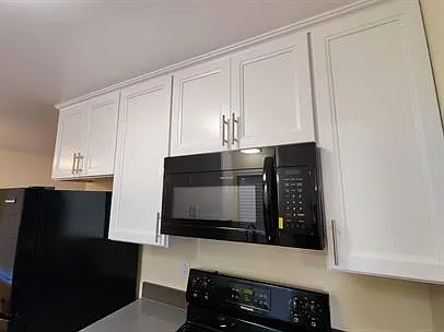 1910 Berryman Street — Photo 45