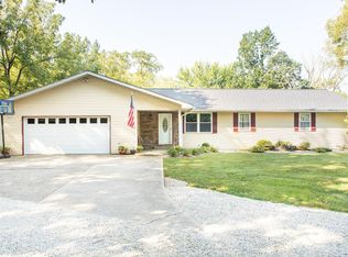 4412 McCoy Rd, Bethalto, IL 62010
