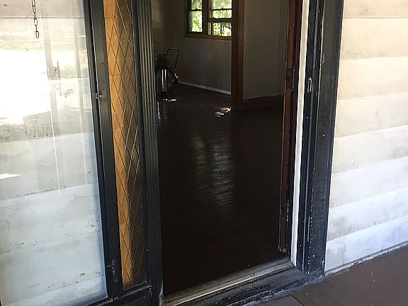 4th image of 515 Lake Ave